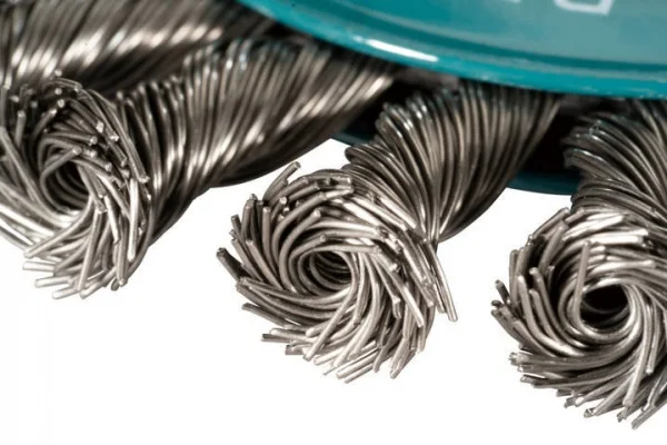 Makita d-73352 spazzola a ruota x-lock filo inox intrecciato full per acciaio - dettaglio 3