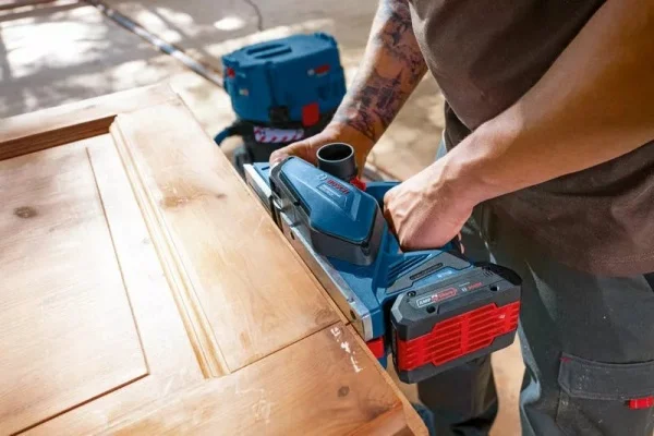 Bosch gho 18v-26 pialletto 82 mm brushless 18 v senza batterie - dettaglio 3