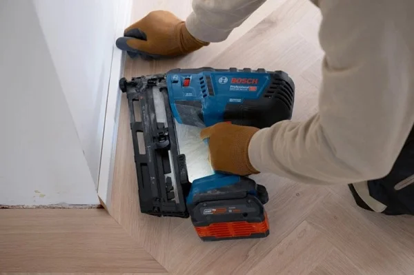 Bosch gnh 18v-64-2 m chiodatrice per legno brushless 18 v senza batterie - dettaglio 4