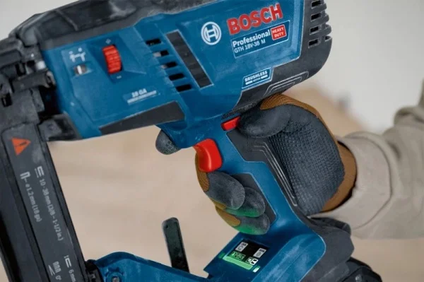 Bosch gth 18v-38 m graffatrice per legno brushless 18 v senza batterie - dettaglio 5