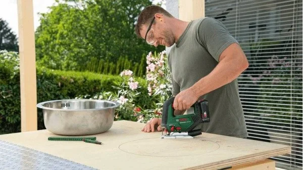 Bosch hobby advancedsaw 18v-140 seghetto alternativo brushless 18 v senza batteria 0603013000 - dettaglio 4