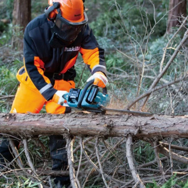 Makita uc026gz elettrosega 40 cm brushless 40 v senza batterie - dettaglio 6