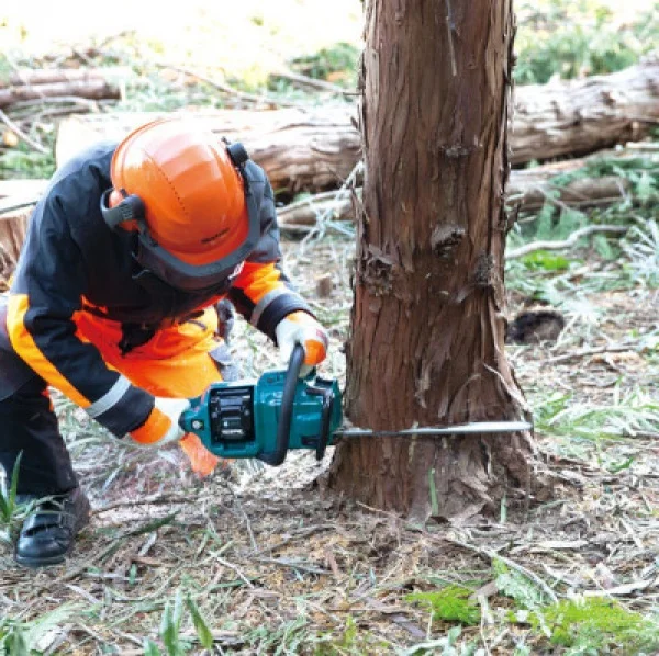 Makita uc026gz elettrosega 40 cm brushless 40 v senza batterie - dettaglio 7