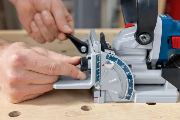 Bosch gff 18v-22 fresatrice per tasselli piatti 18 v brushless senza batteria 0601620101 - dettaglio 8