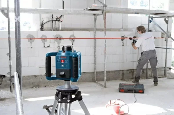 Bosch GRL 300 HV + LR 1 Livella laser rotante con batterie ricaricabili Varta - 0601061505