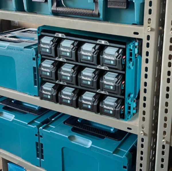 Makita bcc02 caricabatterie multiplo xgt 40 v a 12 slot 1914u0-3 - dettaglio 7