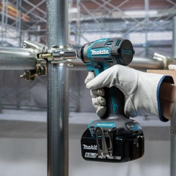Makita dtd173rtj avvitatore ad impulsi 1/4 brushless lxt a batteria 18 v - dettaglio 9