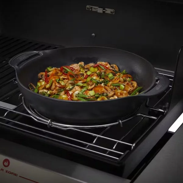 Weber 7607 weber crafted - wok con cestello di cottura a vapore - dettaglio 2