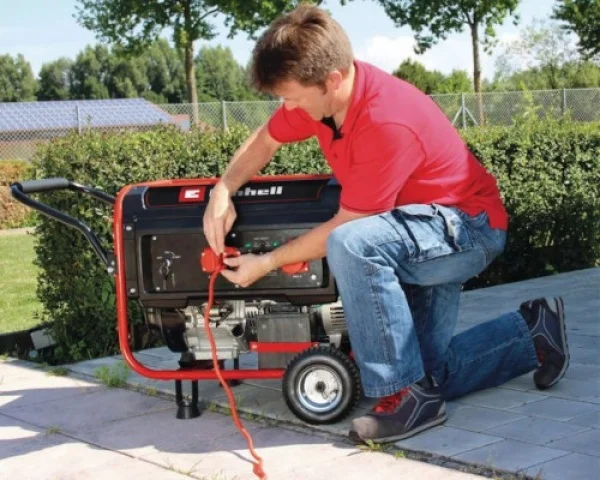 Einhell tc-pg 55/es generatore di corrente trifase 4 tempi a benzina 4152562 - dettaglio 2