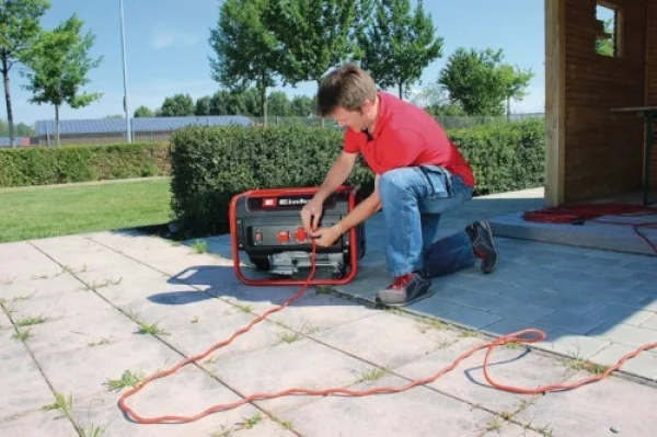 Einhell tc-pg 25/1/e5 generatore di corrente 230 v a benzina 2,4 kw 4152600 - dettaglio 2