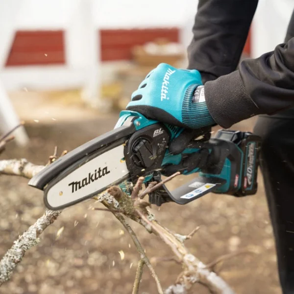 Makita uc029gm201 potatore a catena 15 cm xgt a batteria 40 v - dettaglio 6