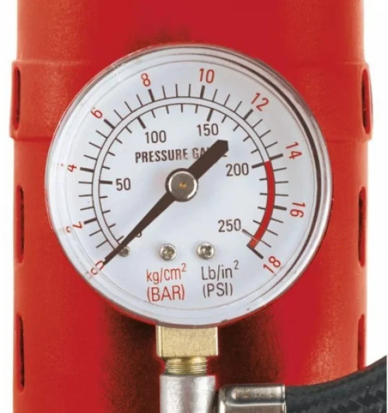 Einhell cc-ac 35/10 12v compressore portatile 10 bar presa accendisigari 12 v 2072121 - dettaglio 4