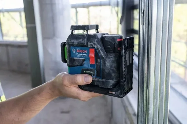 Bosch gll 12v-100-33 cg livella laser a linee verdi 360° senza batteria 0601065400 - dettaglio 10