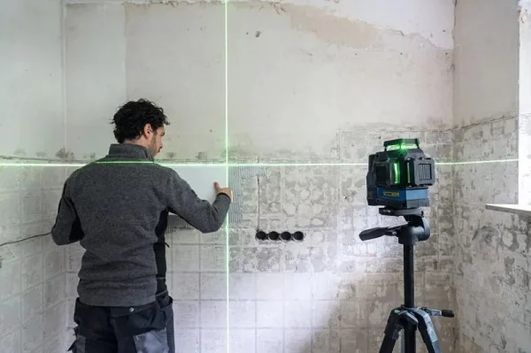 Bosch gll 12v-100-33 cg livella laser a linee verdi 360° senza batteria 0601065400 - dettaglio 4