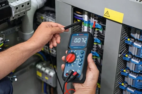 Bosch 0601077300 multimetro digitale 600 v 0601077300 4053423330106 - dettaglio 3