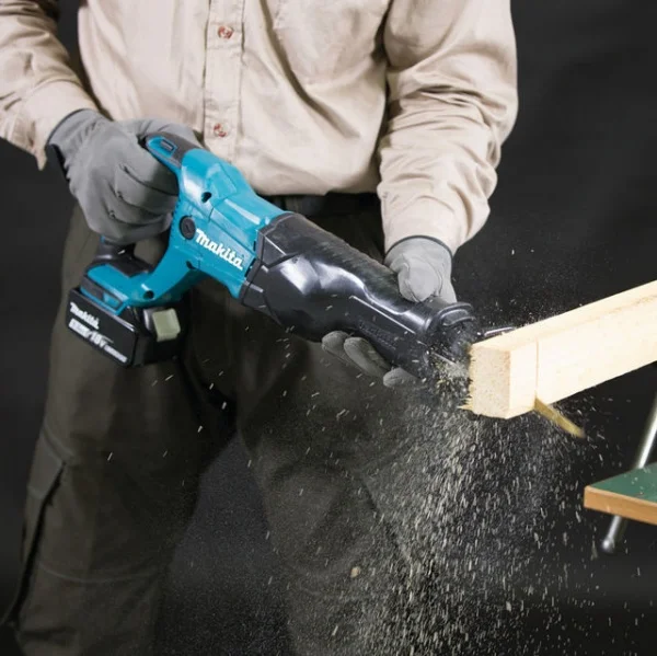 Makita djr186z seghetto diritto 18 v senza batterie - dettaglio 4