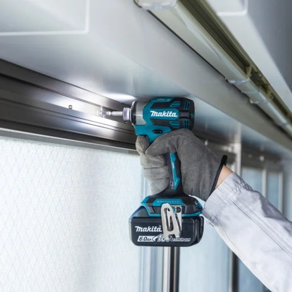 Makita dtd173z avvitatore ad impulsi lxt brushless 18 v senza batterie - dettaglio 7