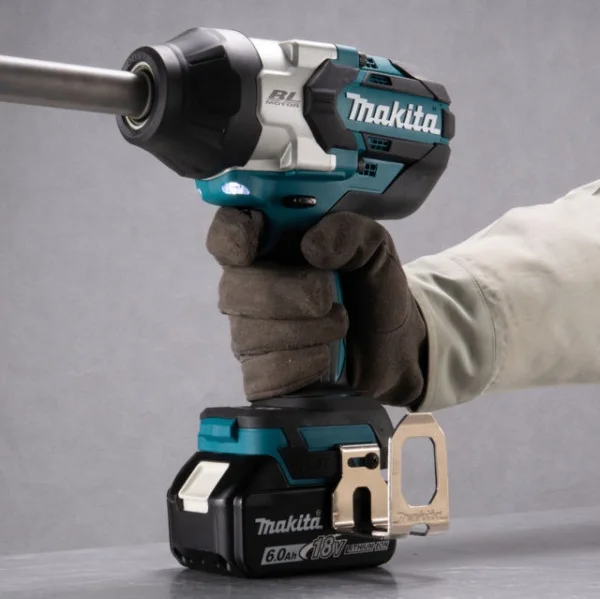 Makita dtw1005z chiave ad impulsi lxt brushless 18 v senza batterie - dettaglio 7