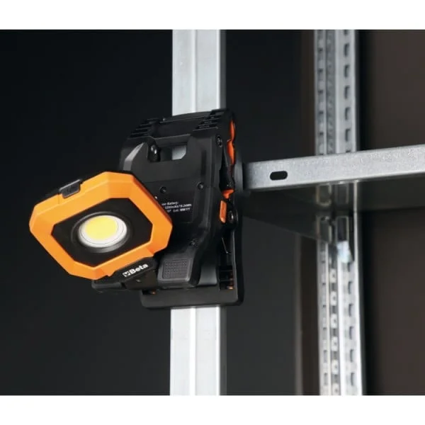 Beta 1838clamp faretto a pinza ricaricabile 018380310 - dettaglio 4