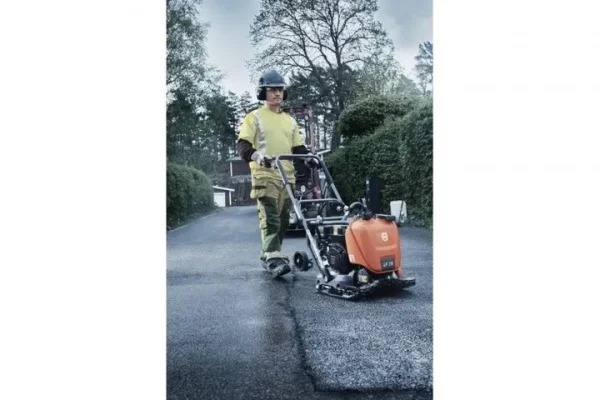 Husqvarna lf 100 lat piastra frontemarcia 17 kn a diesel 500 mm 967896801 - dettaglio 2