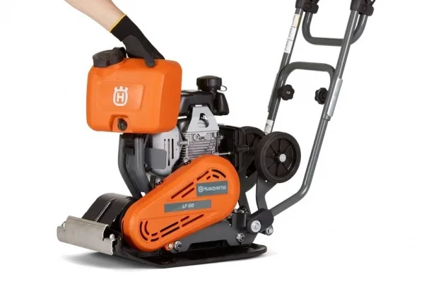 Husqvarna lf 60 lat piastra vibrante frontemarcia 10,4 kn honda 350 mm 967854804 - dettaglio 8