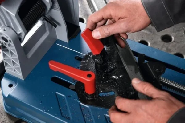 Bosch gcd 18v-355 troncatrice per metalli 18 v senza batteria 0601b59000 - dettaglio 8