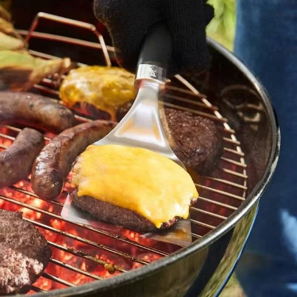 Weber original kettle barbecue a carbone 47 cm 1502192 - dettaglio 6