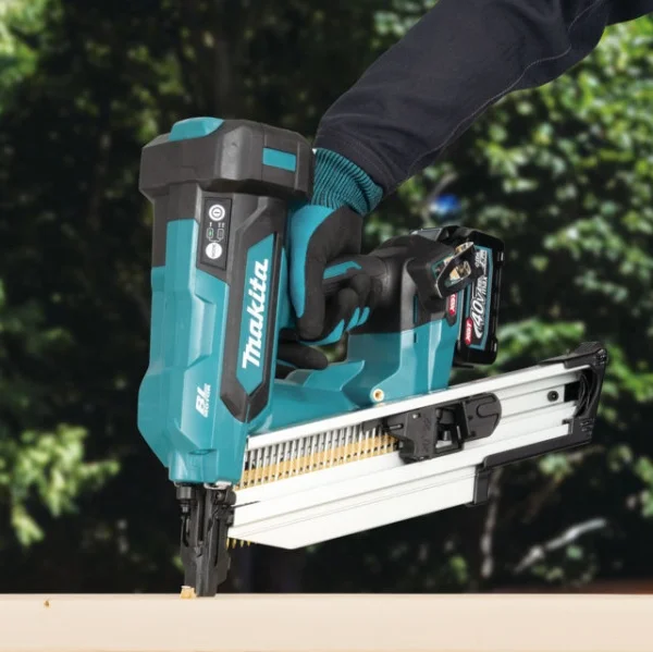 Makita bn002gd201 chiodatrice xgt brushless 40 v a batteria - dettaglio 4