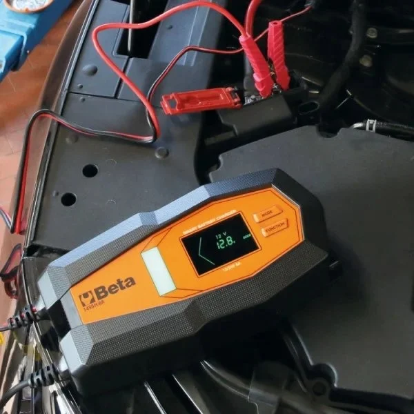 Beta caricabatterie multifunzione 12 - 24 v per auto 1498h/8a 014980208 - dettaglio 4