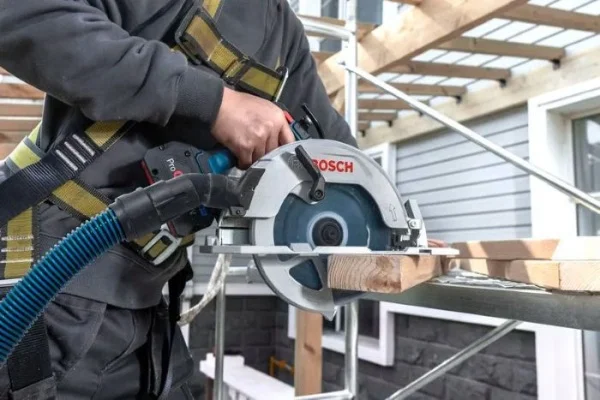 Bosch sega circolare 190 mm 18 v senza batterie gks 18v-68-2 pro cod. 06016d0001 - dettaglio 10