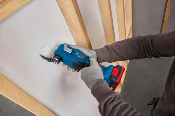 Bosch utensile multifunzione 18 v brushless senza batterie gop18v-30 pro cod. 06018g3001 - dettaglio 9