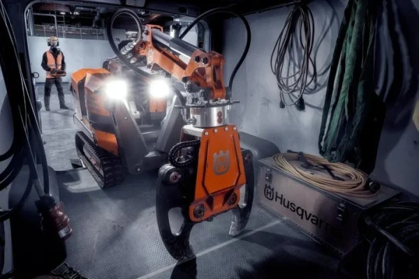Husqvarna robot demolitore 9,8 kw raggio 3,16 m dxr 95 970696901 - dettaglio 10