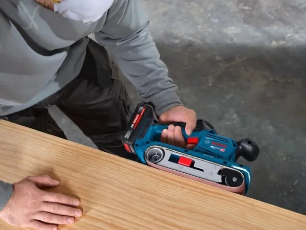 Bosch levigatrice a nastro 18 v brushless senza batterie gbs18v-75 pro cod. 06012c2000 - dettaglio 6