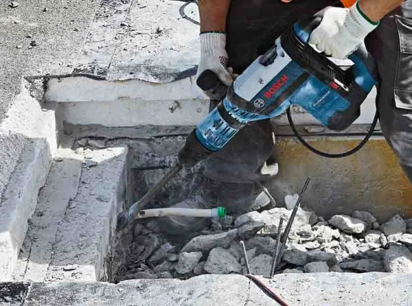 Utilizzo martello demolitore Bosch GSH 7 VC Professional