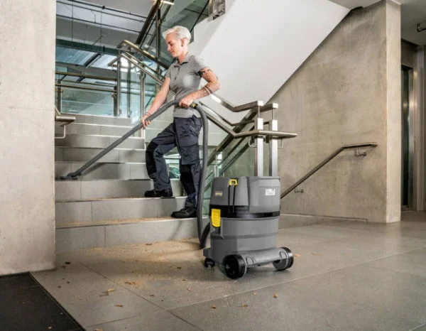 Karcher aspiratore solidi e liquidi 36 v senza batteria nt 22/1 ap bp l cod. 1.528-130.0 - dettaglio 8