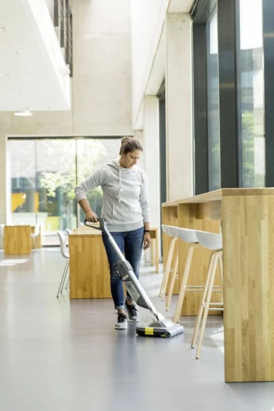 Karcher lava pavimenti 18 v senza batteria br 30/1 c bp cod. 1.783-054.0 - dettaglio 8